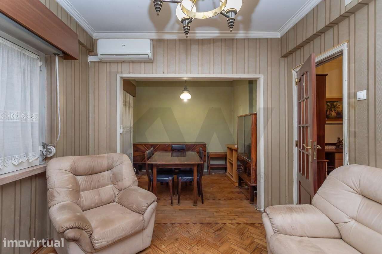T2 com Charme na Damaia | Conforto, Centralidade e Potencial - Grande imagem: 5/27
