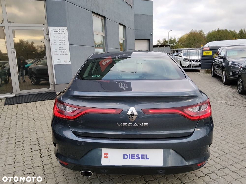 Renault Megane 1.5 Blue dCi Intens - 11