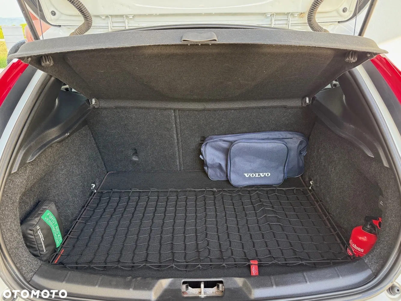 Volvo V40 Cross Country D3 Drive-E Ocean Race - 12