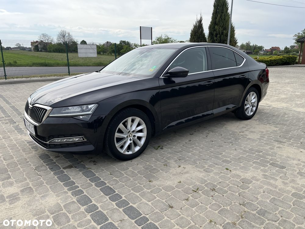 Skoda Superb 2.0 TDI SCR Style DSG - 2