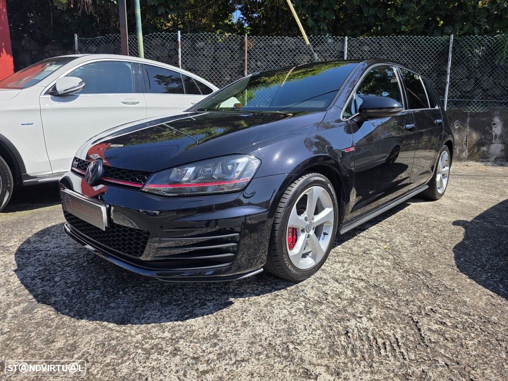 VW Golf 2.0 TSi GTi DSG Performance - 1