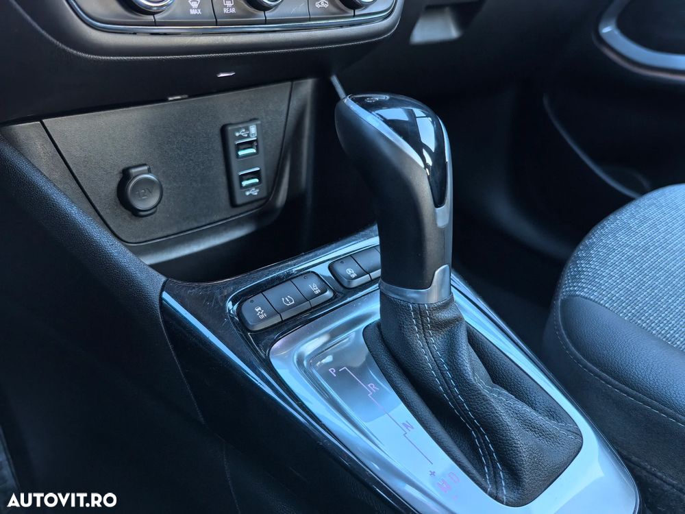 Opel Crossland 1.5 Automatik Business Elegance - 16