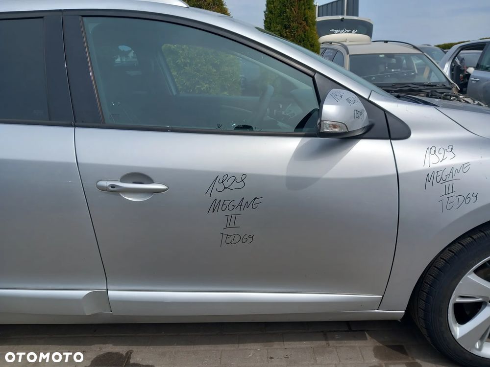 RENAULT MEGANE III DRZWI PRAWE PRZEDNIE PRAWY PRZÓD KOLOR: TED69 - 1