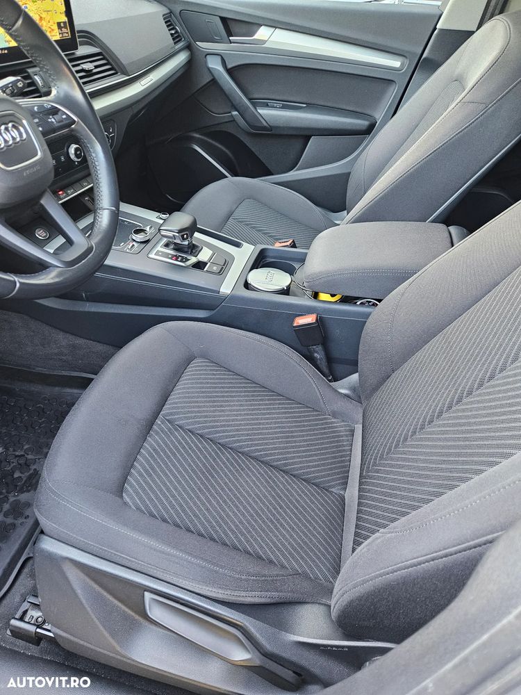 Audi Q5 2.0 40 TDI quattro S tronic Design - 7