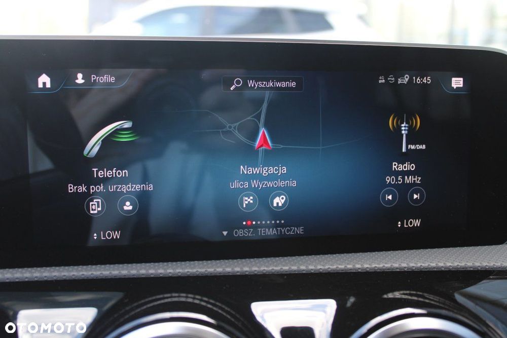 Mercedes-Benz CLA - 35