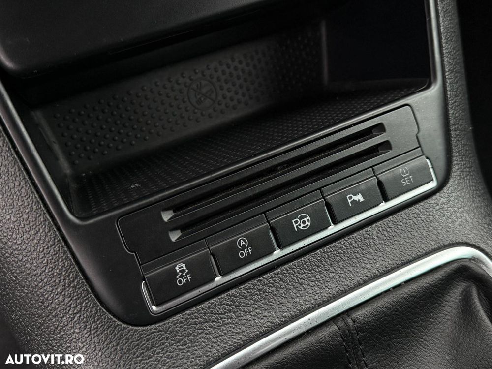 Volkswagen Tiguan - 15