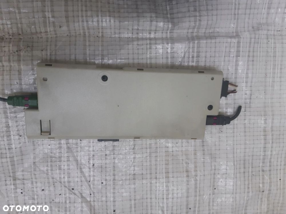 Wzmacniacz antenowy BMW F01 F02 9209436 - 5