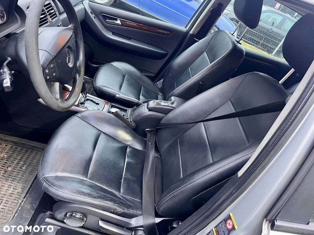 Mercedes-Benz Klasa B - 16