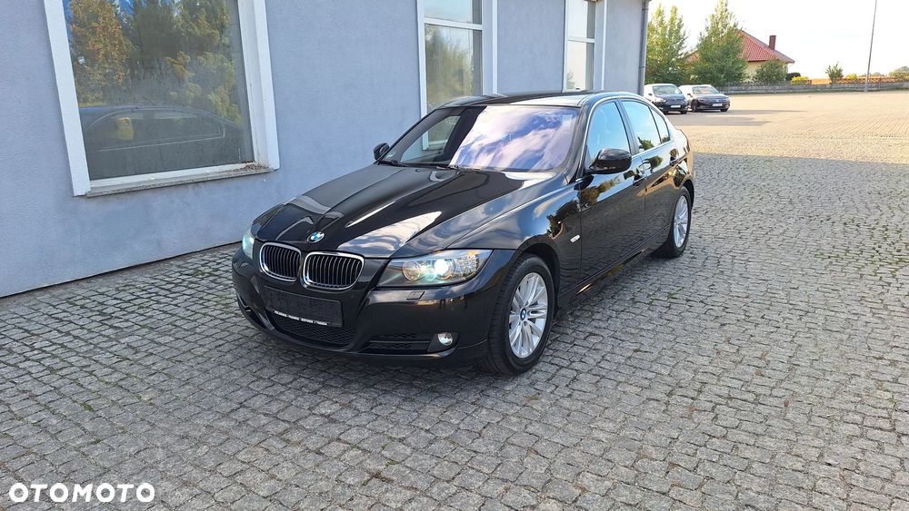 BMW Seria 3 325i Edition Sport - 1
