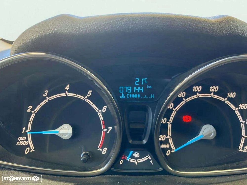 Ford Fiesta 1.0 EcoBoost Titanium - 13