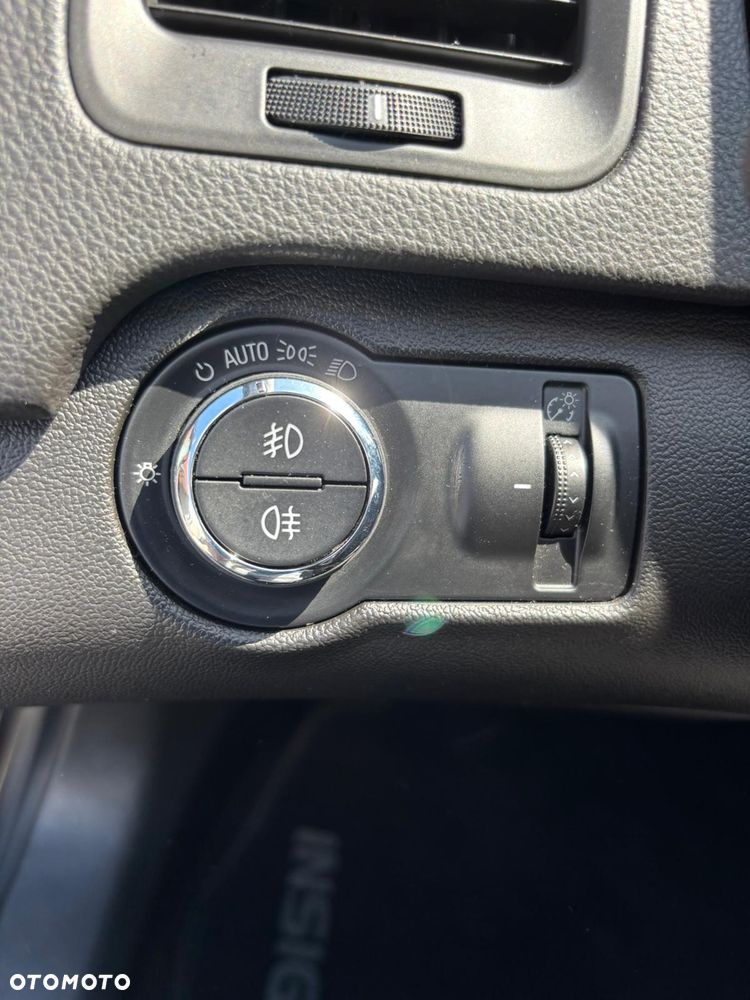 Opel Insignia 2.0 CDTI Sport - 22