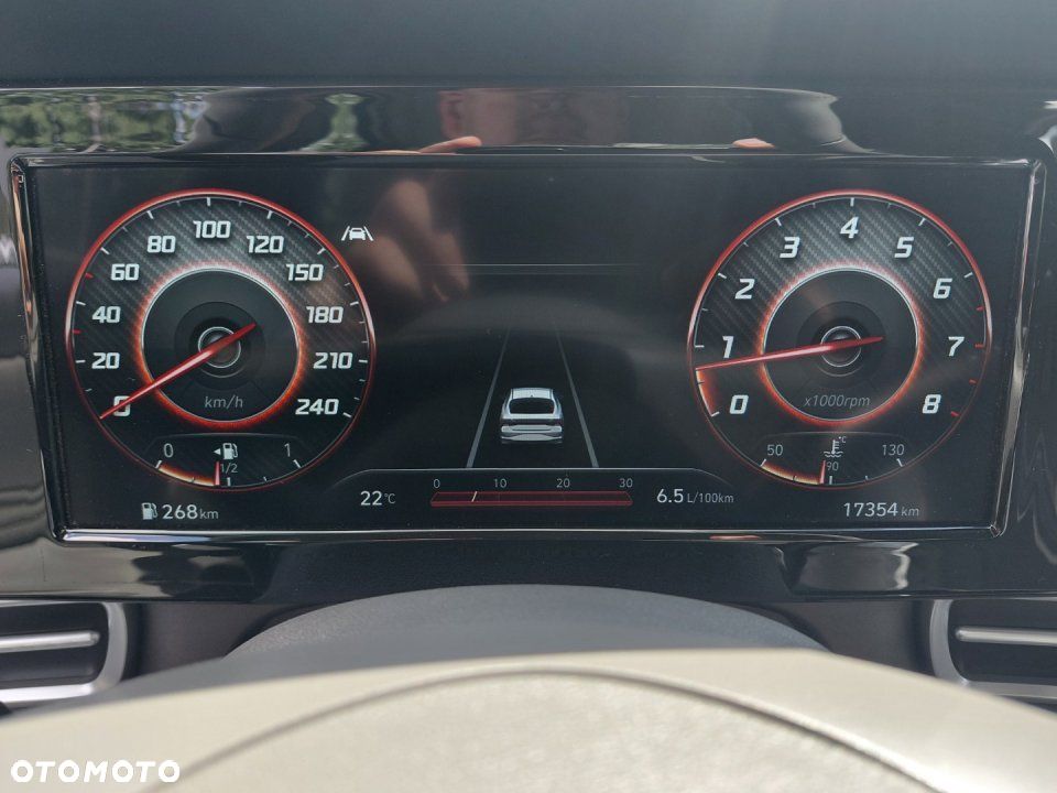 Hyundai Elantra - 17
