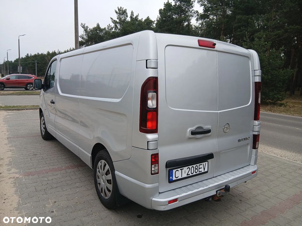 Opel Vivaro - 5