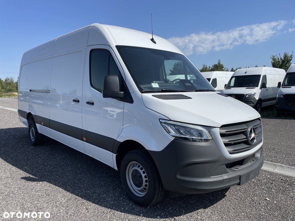 Mercedes-Benz Sprinter - 2