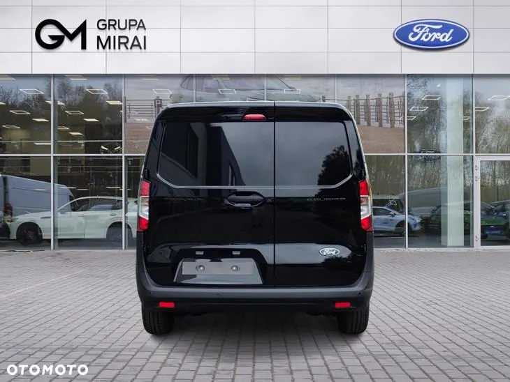 Ford Transit Courier - 6
