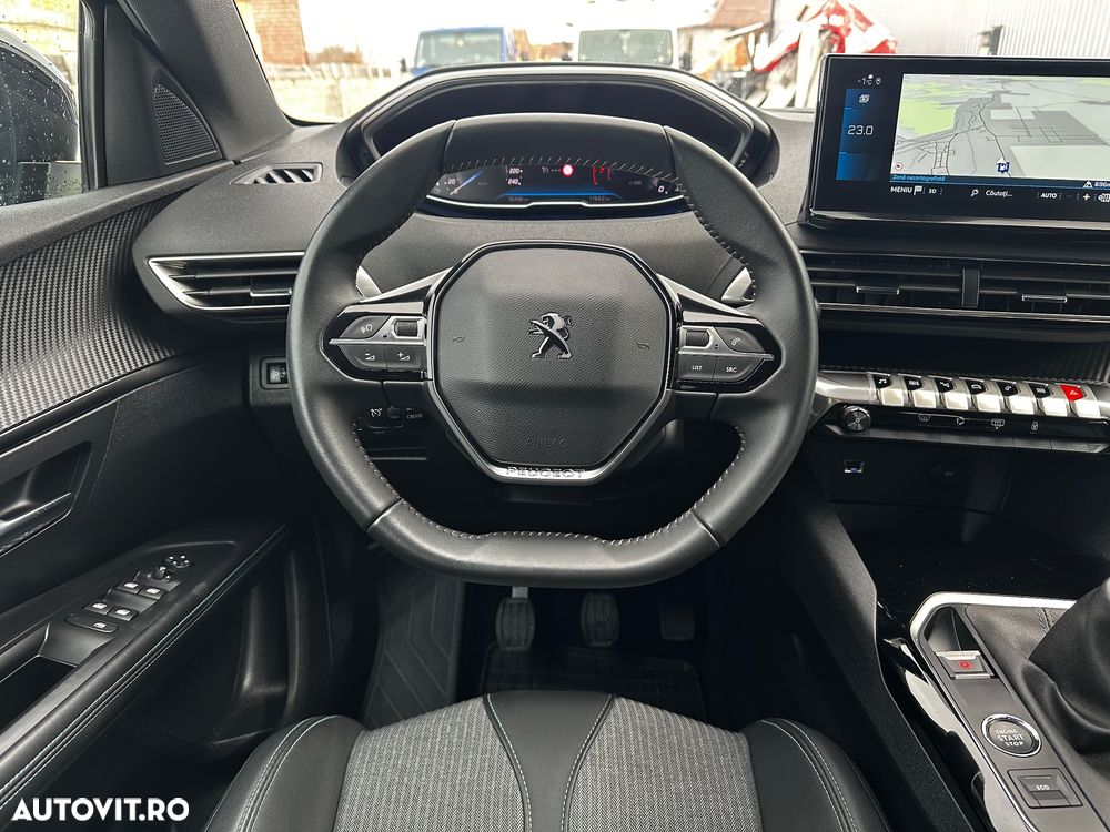 Peugeot 5008 PureTech 130 Stop & Start Allure Pack - 28