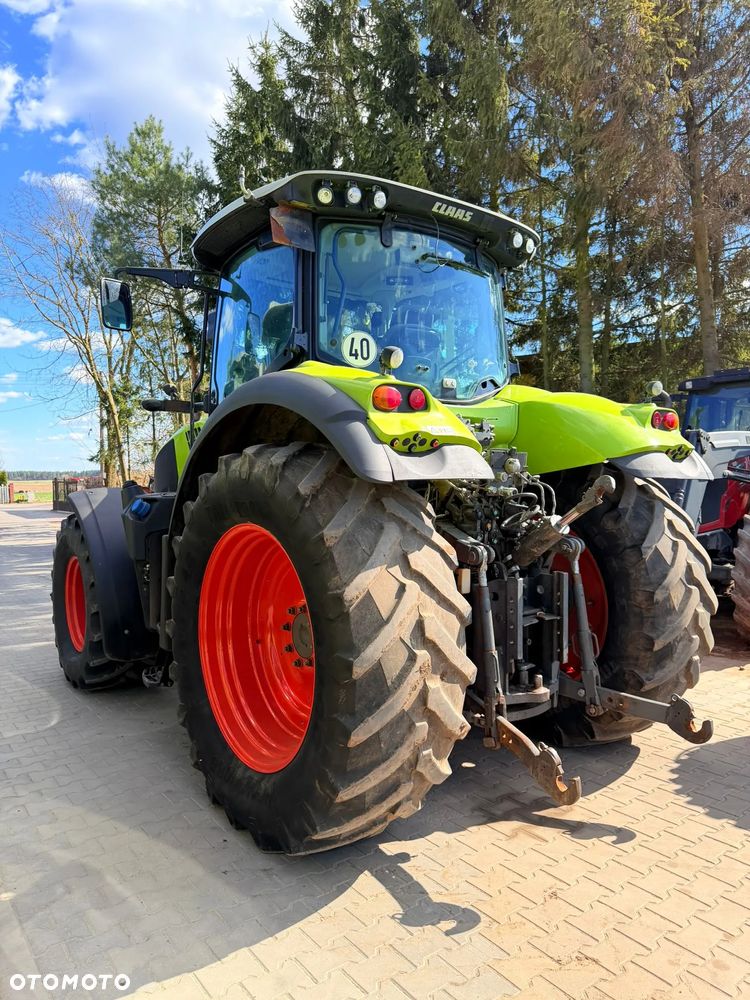 Claas Axion 810 - 11