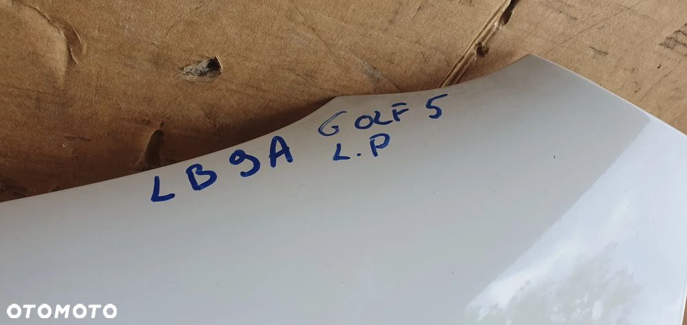 Błotnik lewy przód przedni lewy VW Golf V LB9A - 9
