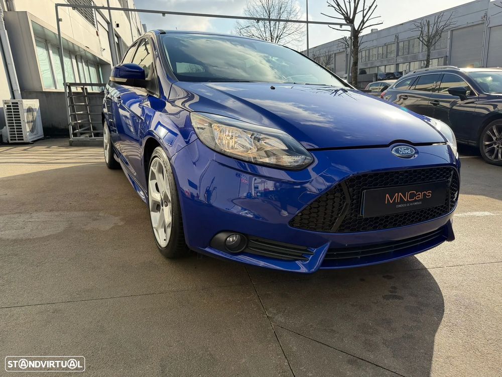 Ford Focus 2.0 EcoBoost ST - 1