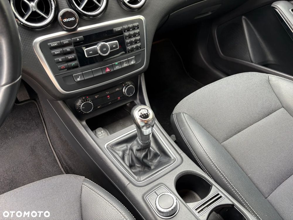 Mercedes-Benz Klasa A 180 BlueEfficiency Edition - 18