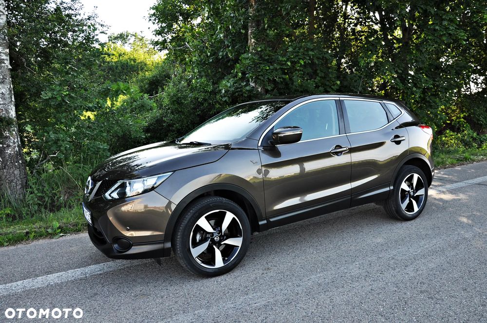 Nissan Qashqai - 2