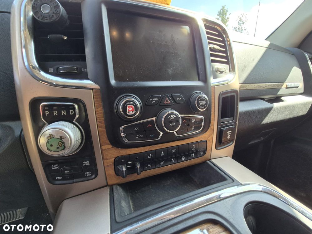 Dodge RAM 5.7 4x4 - 20