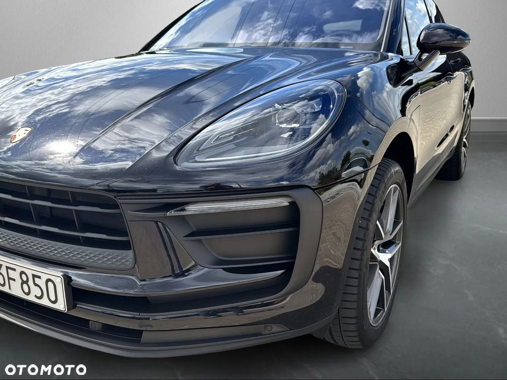 Porsche Macan Standard - 2
