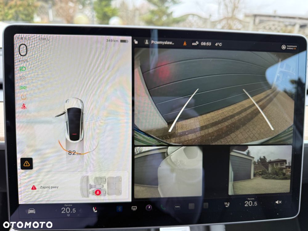 Tesla Model Y Long Range AWD - 21