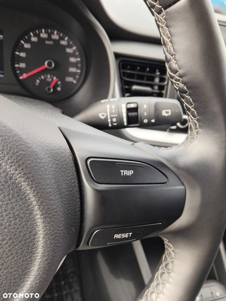 Kia Stonic 1.0 T-GDI M - 17