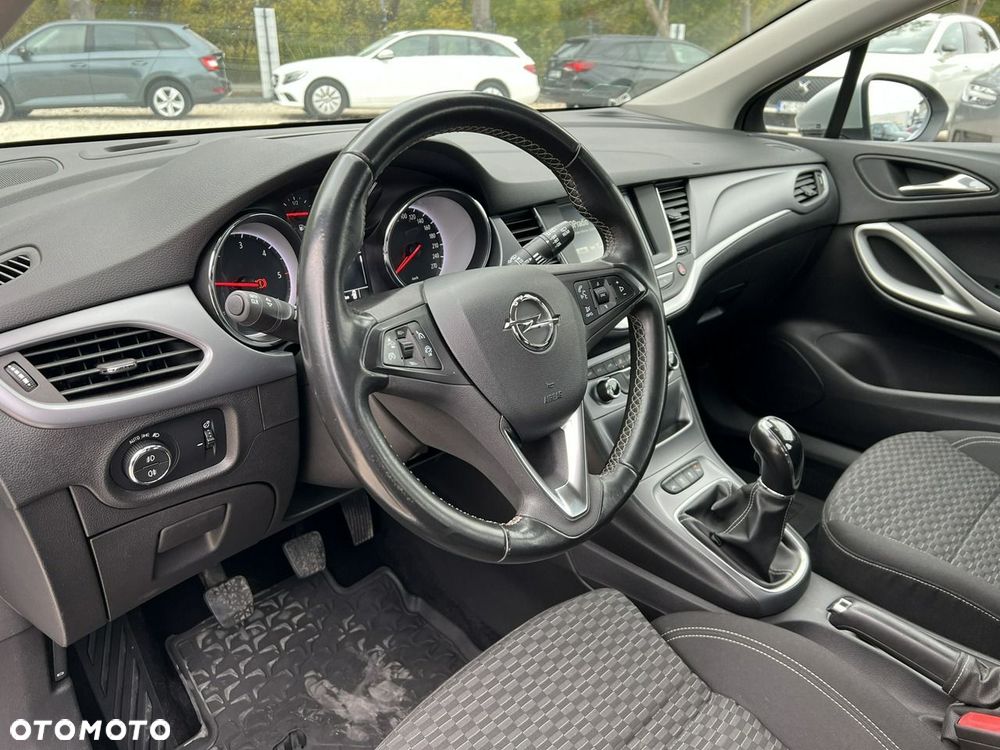Opel Astra - 12