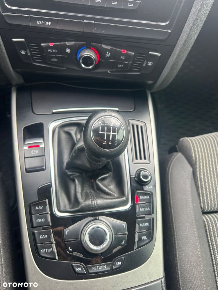 Audi A4 Avant 2.0 TDI - 13