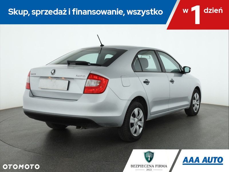 Skoda RAPID - 6