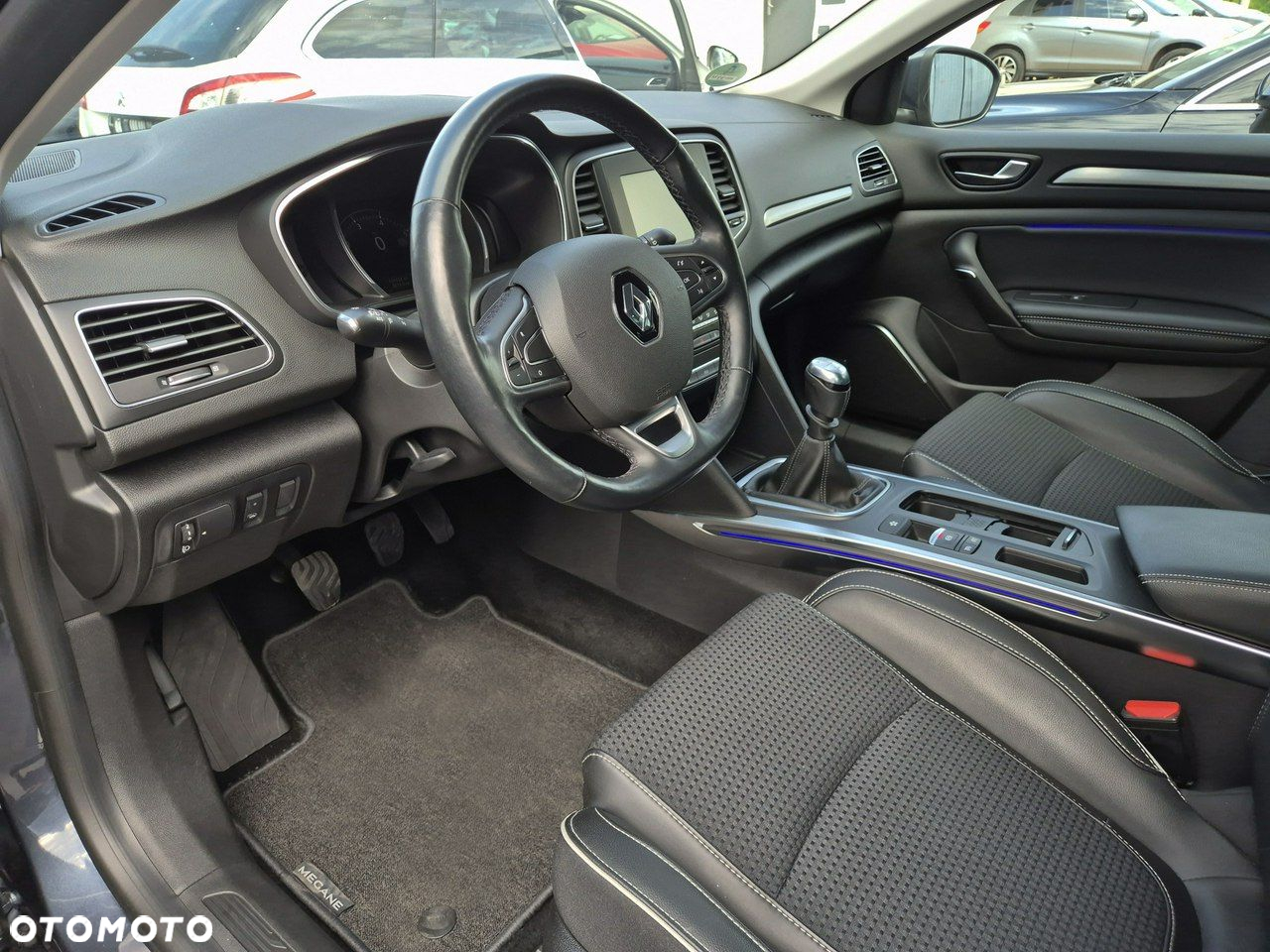 Renault Megane 1.2 16V TCe Energy Bose - 6