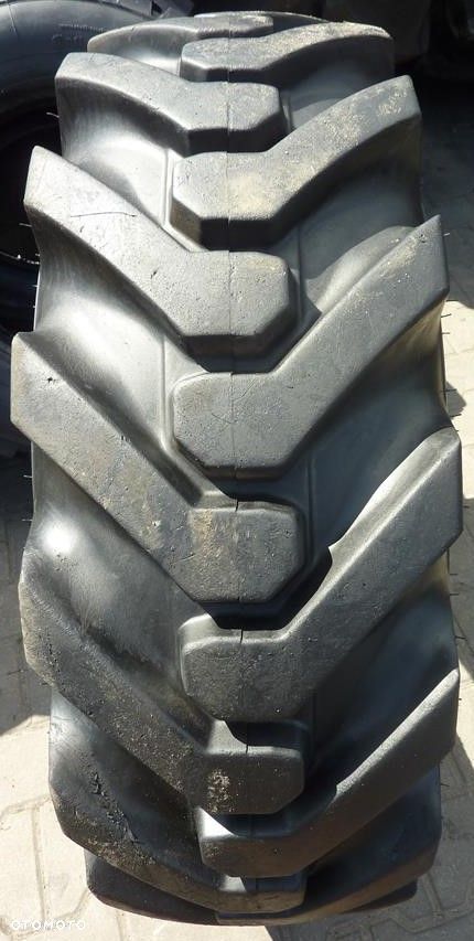 Opona używana przemysłowa 12.5/80-18 ; 12.5/80R18 OZKA 600zł W4007 - 1