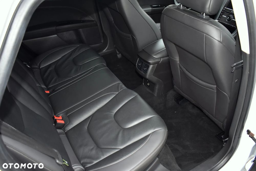 Ford Mondeo 2.0 TDCi Titanium - 38