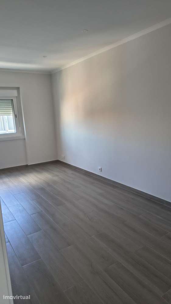 T2 Remodelado Equipado Moscavide - Grande imagem: 5/10