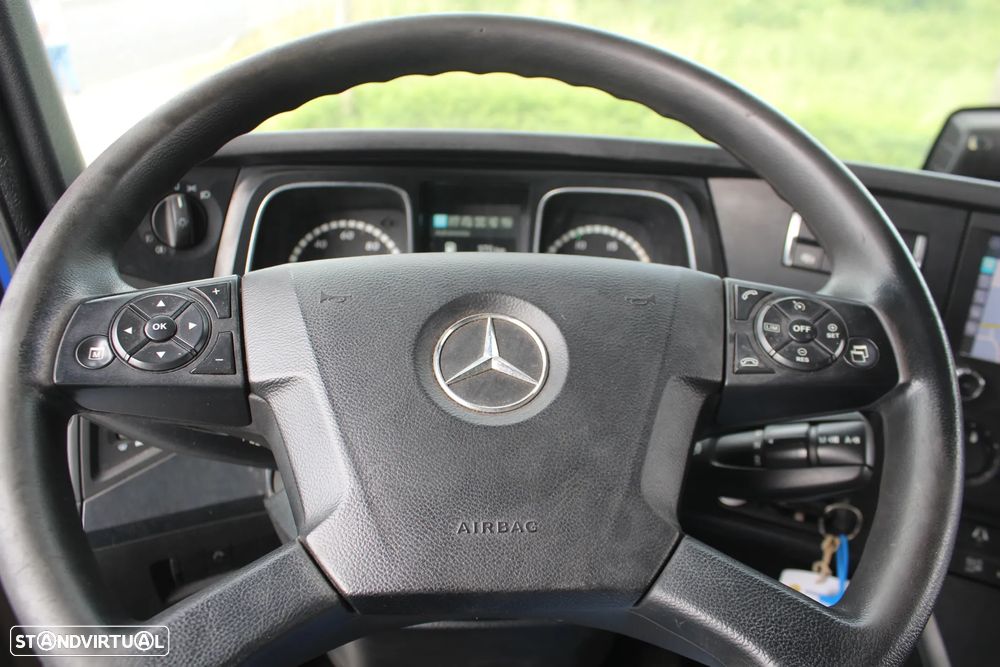Mercedes Benz ACTROS 963 4-A - 11