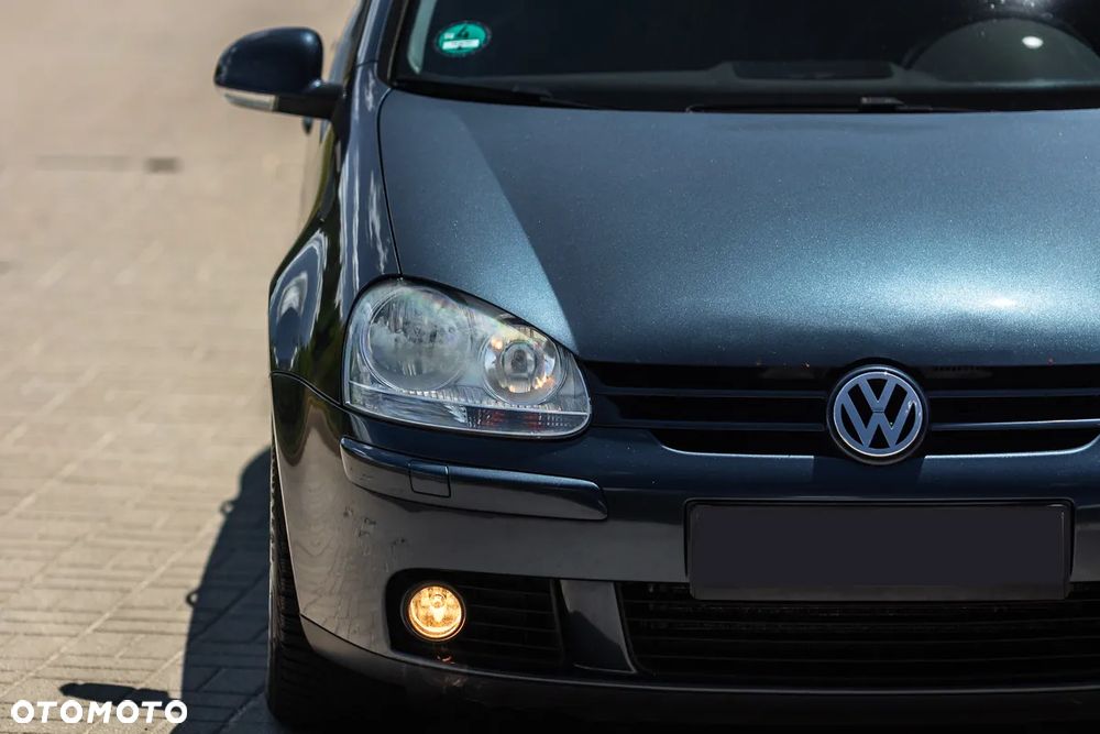 Volkswagen Golf 1.9 TDI DPF Tour - 8