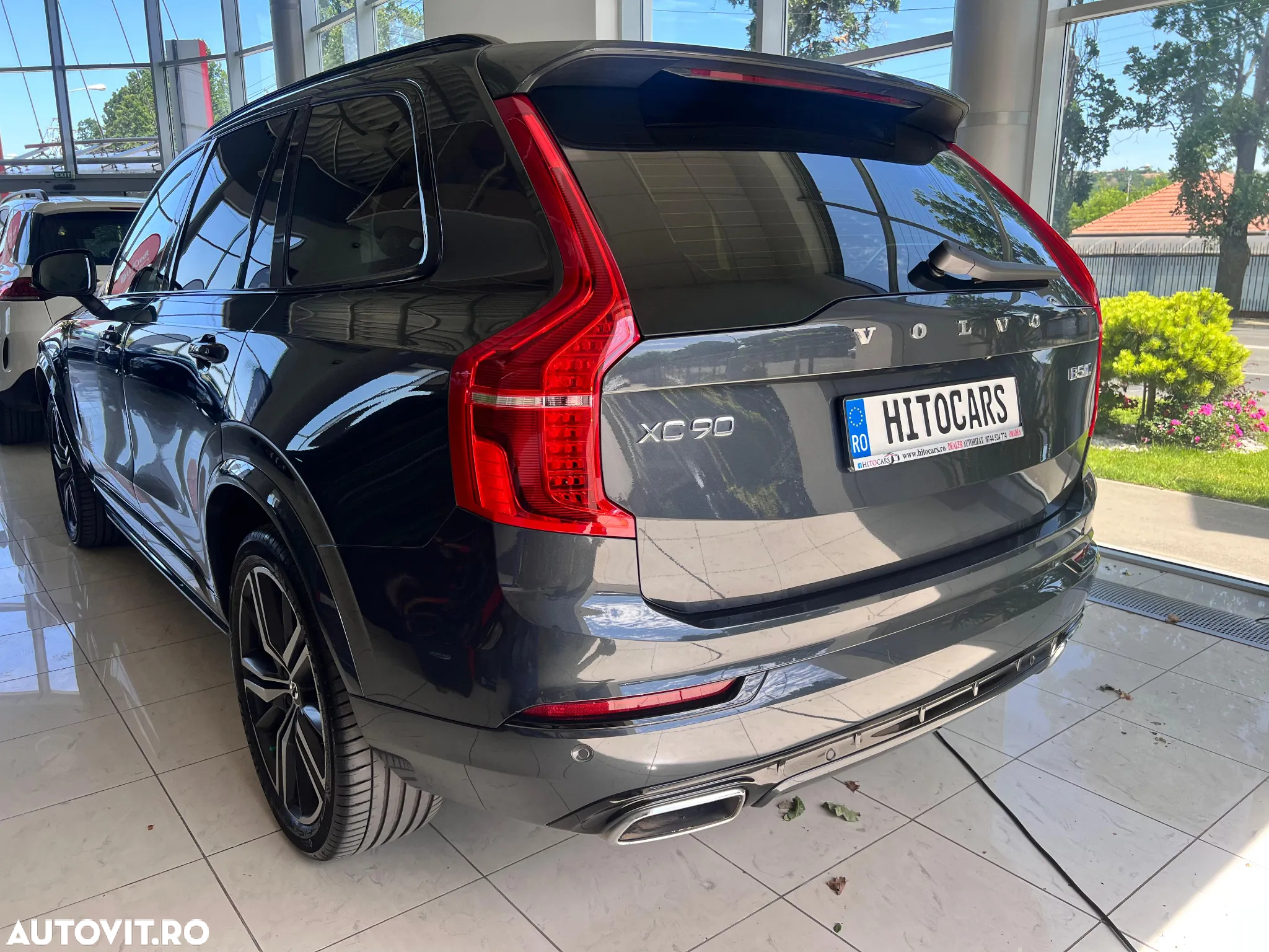 Volvo XC 90 - 4
