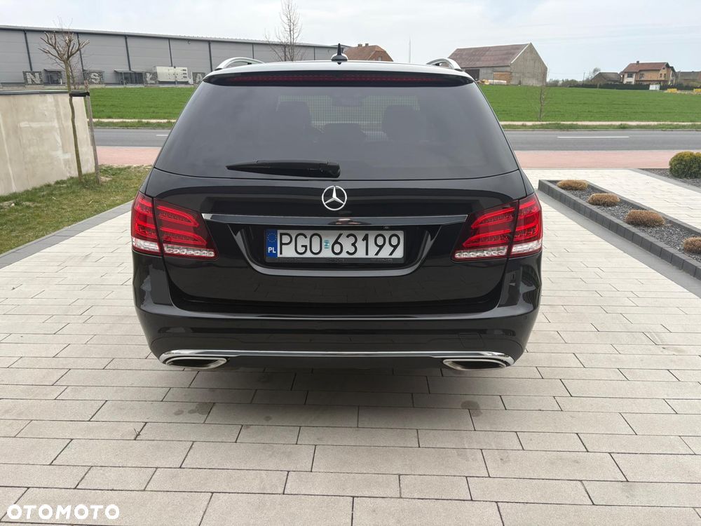 Mercedes-Benz Klasa E - 9