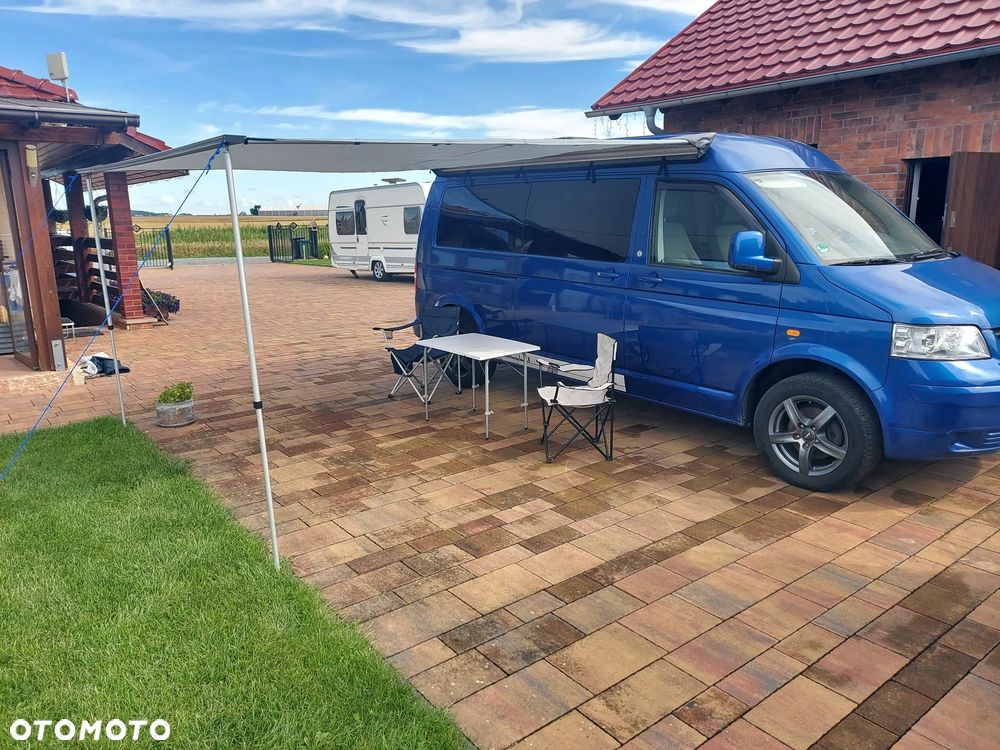 Volkswagen T5 Campervan - 3