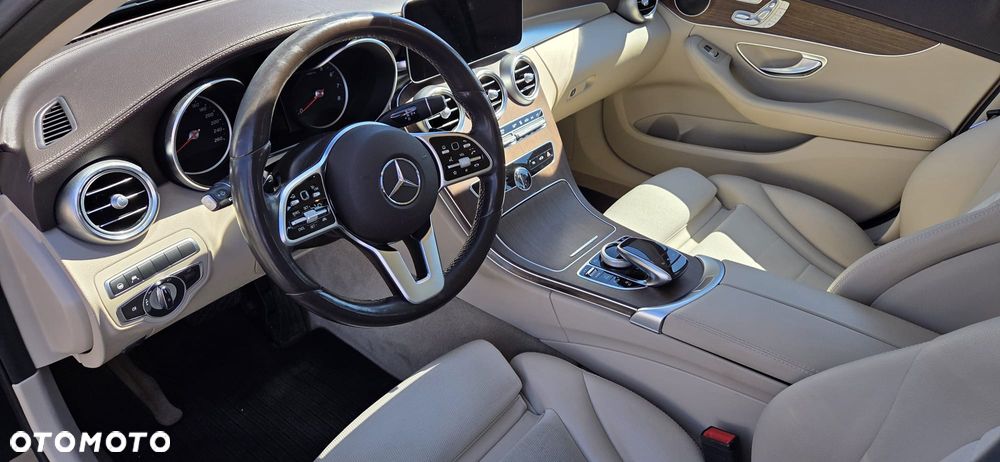 Mercedes-Benz Klasa C 300 e 9G-TRONIC Avantgarde - 20