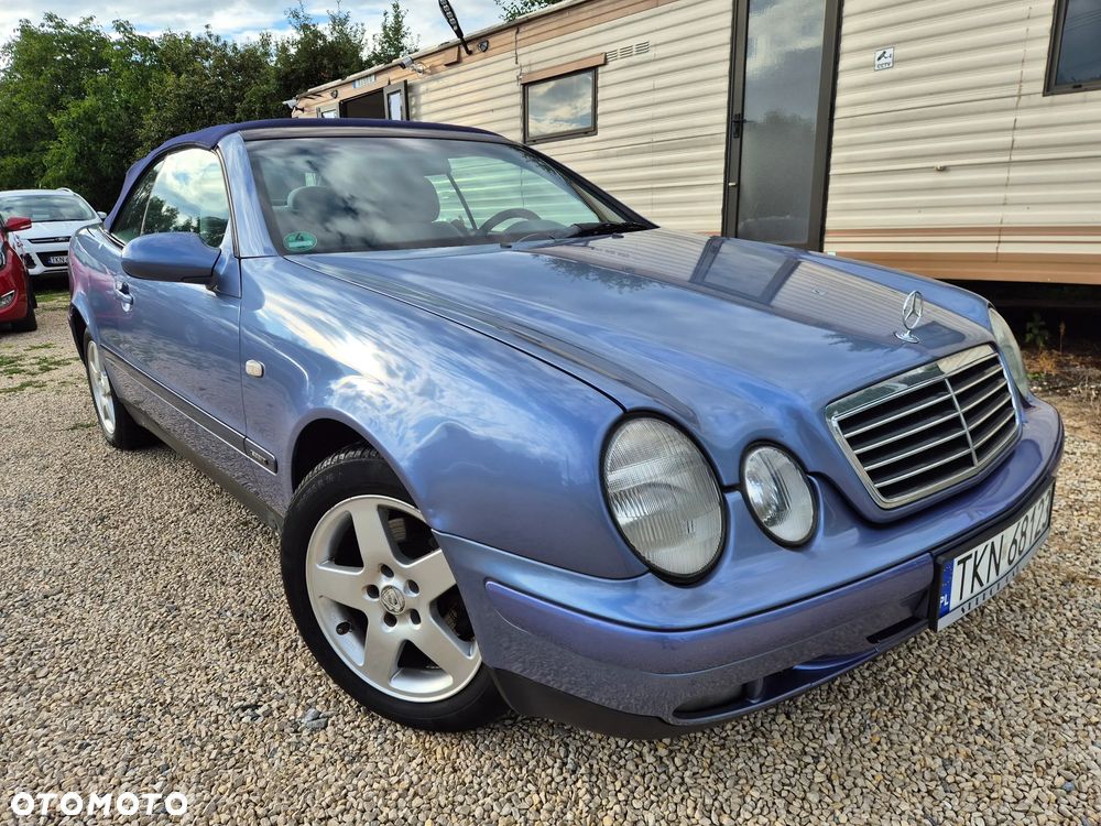 Mercedes-Benz CLK - 1