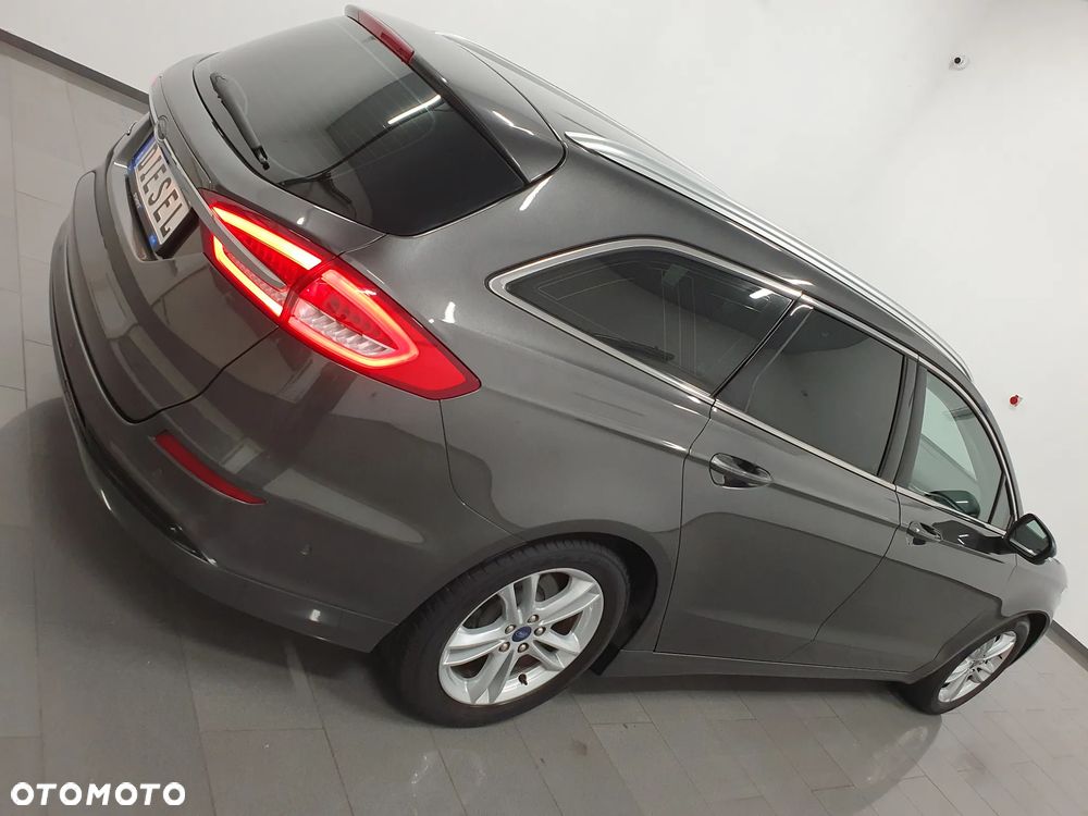 Ford Mondeo 2.0 TDCi Titanium PowerShift - 31