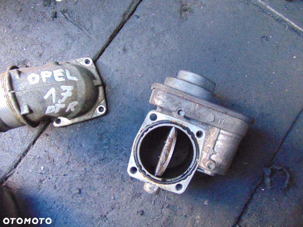 Przepustnica opel Z17DTR - 2