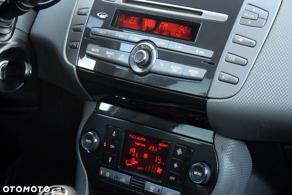 Fiat Bravo 1.4 T-JET 16V Estiva Plus - 20
