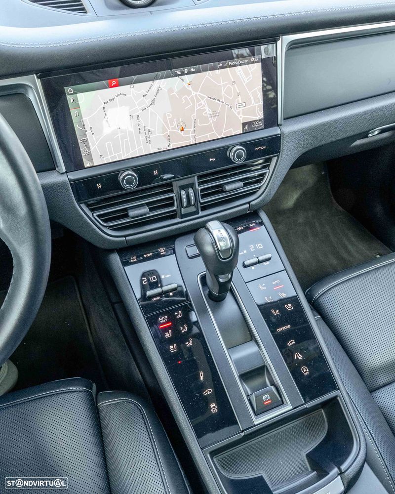 Porsche Macan Standard - 17