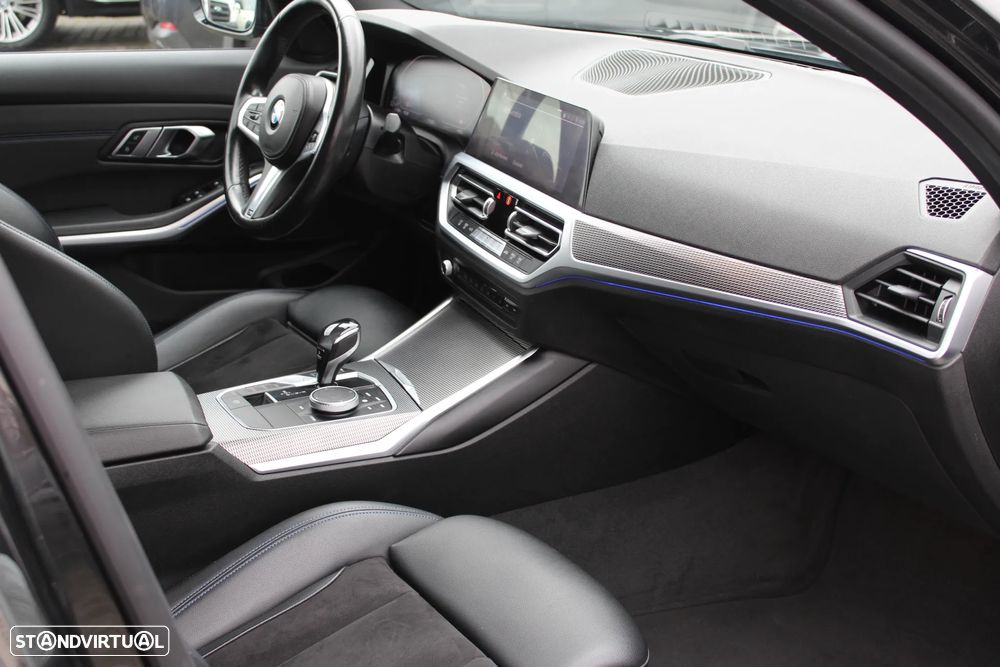 BMW 320 d Pack M Auto - 8
