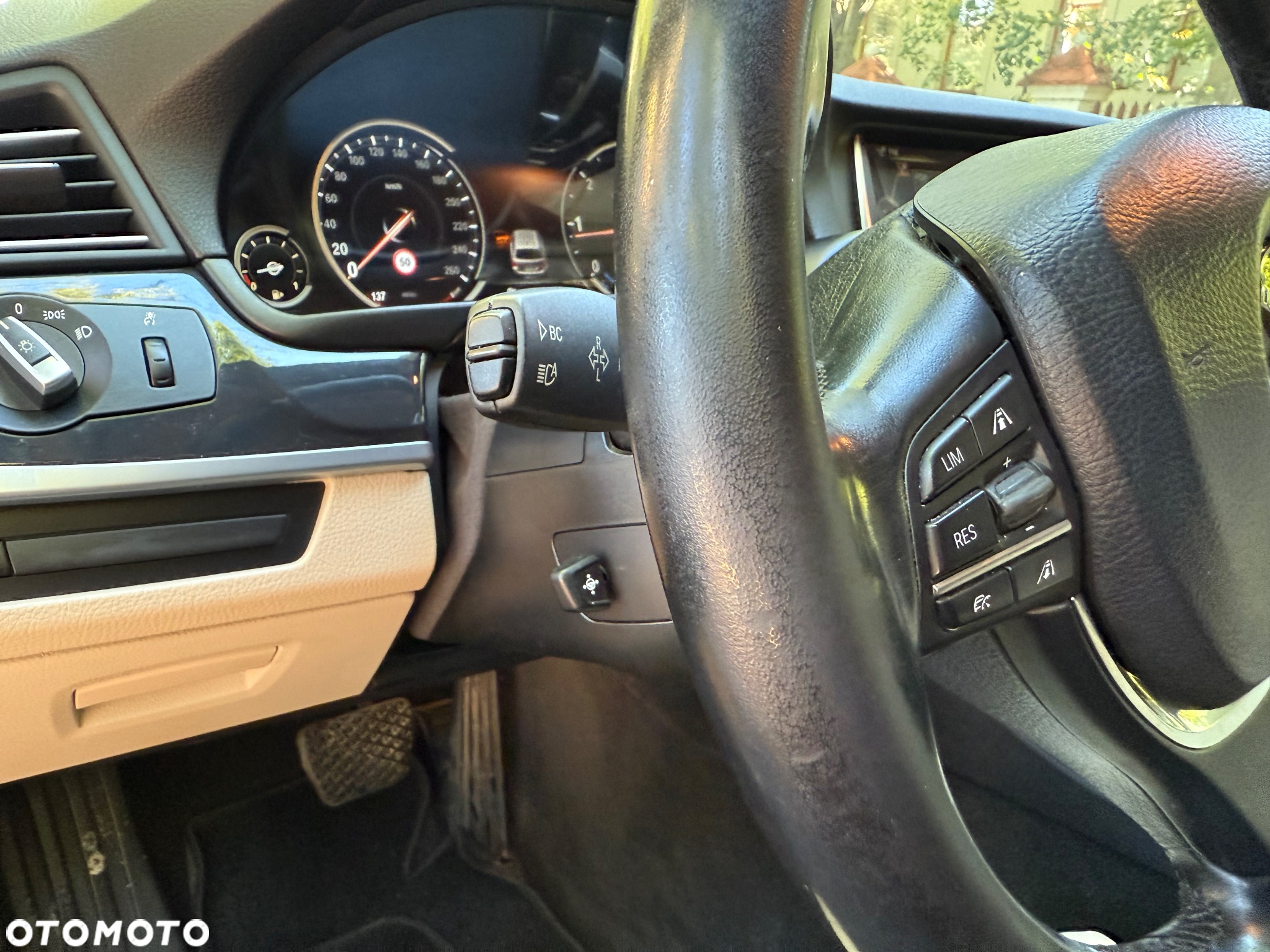 BMW Seria 5 525d Touring Luxury Line - 16
