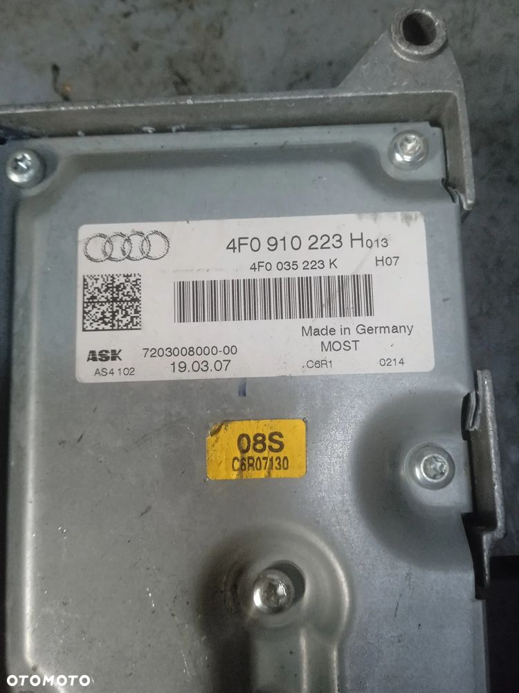 Wzmacniacz 4F0910223H - 2